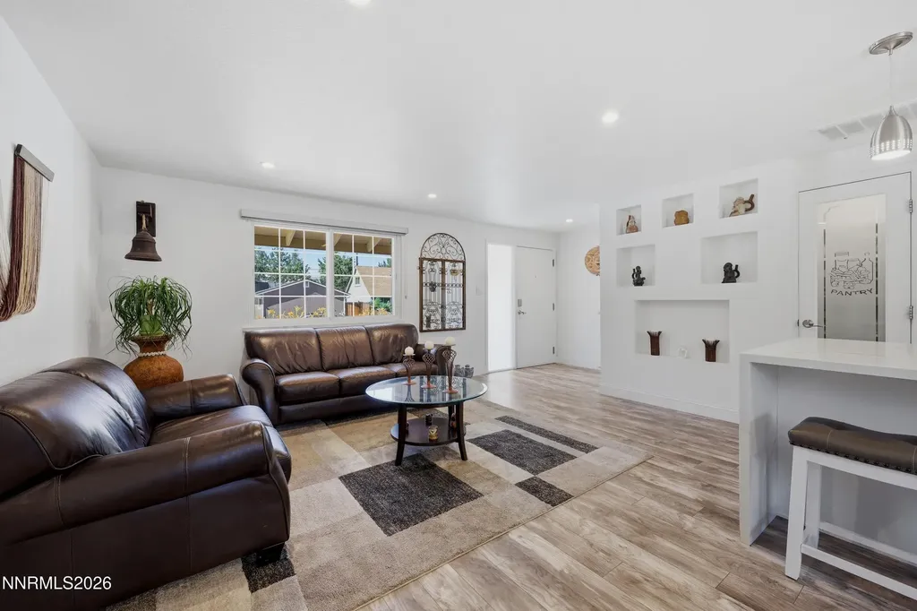 810 Autumn Hills Reno NV 89511