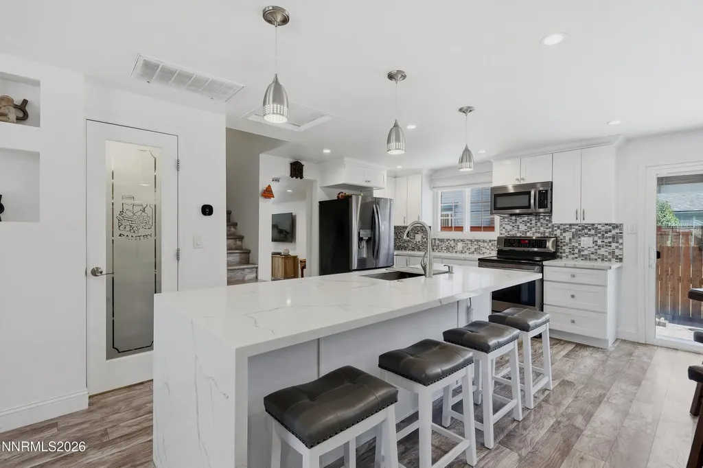810 Autumn Hills Reno NV 89511