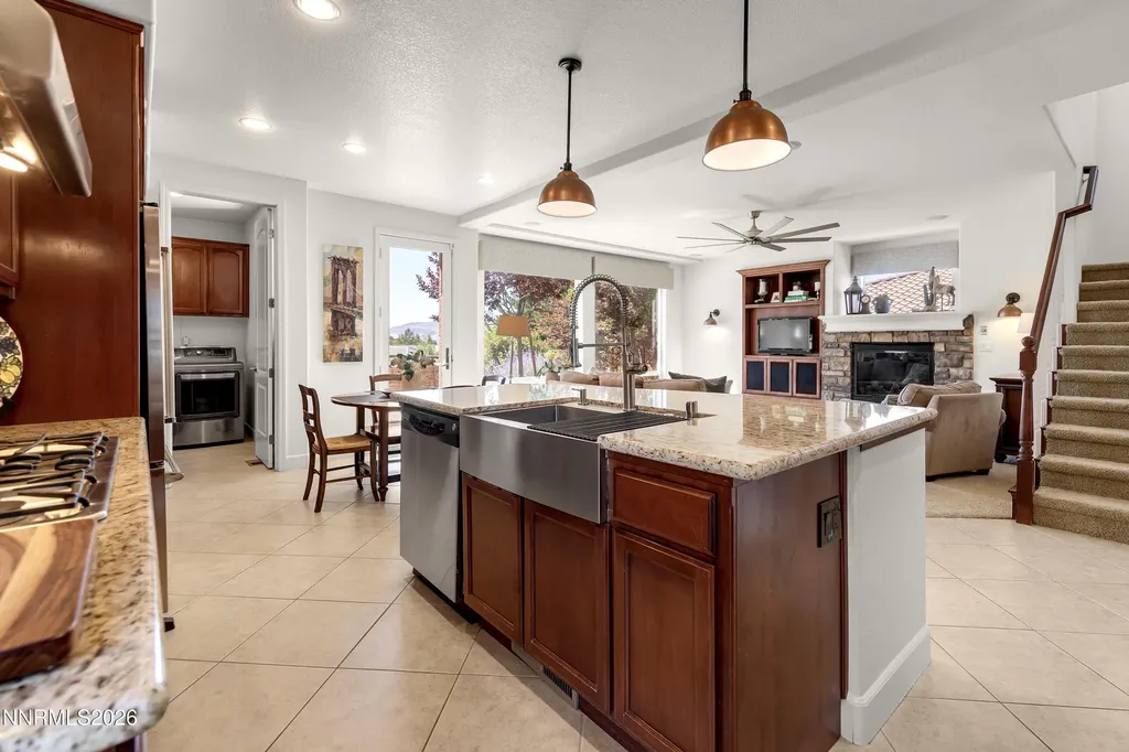 2390 Hickory Hill Reno NV 89523