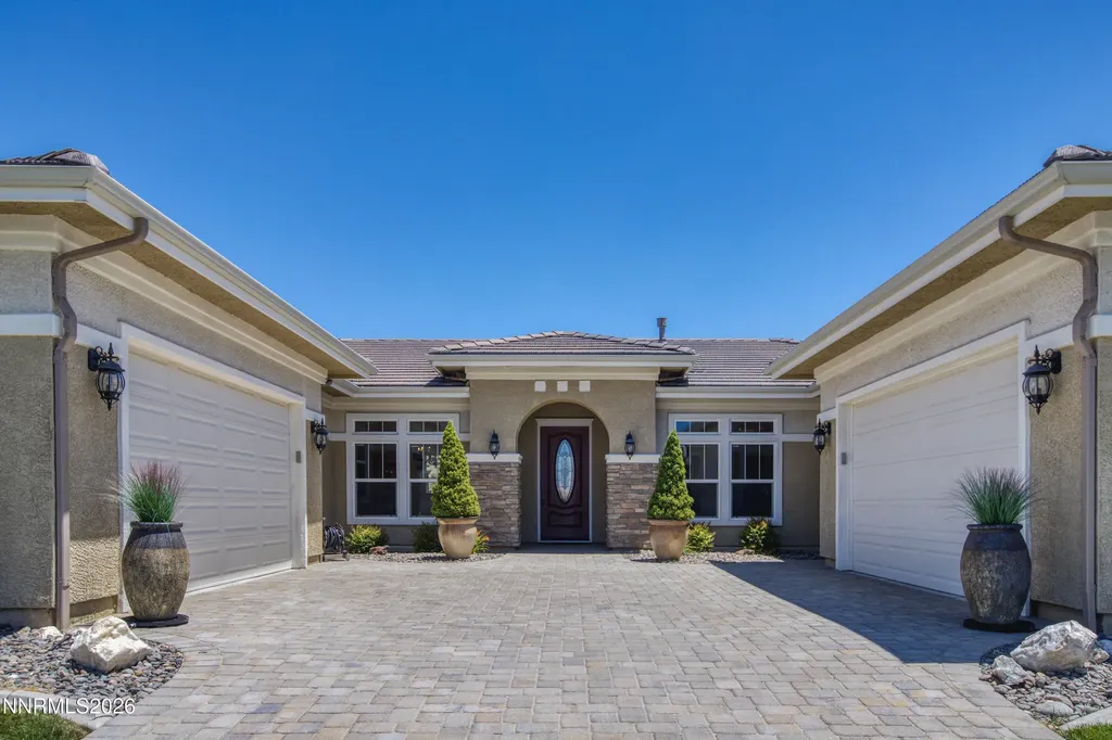 7769 Orange Plains Sparks NV 89436
