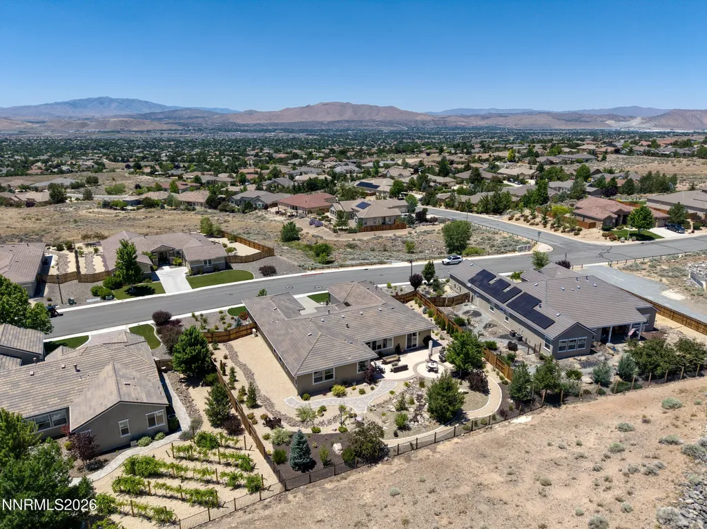 7769 Orange Plains Sparks NV 89436