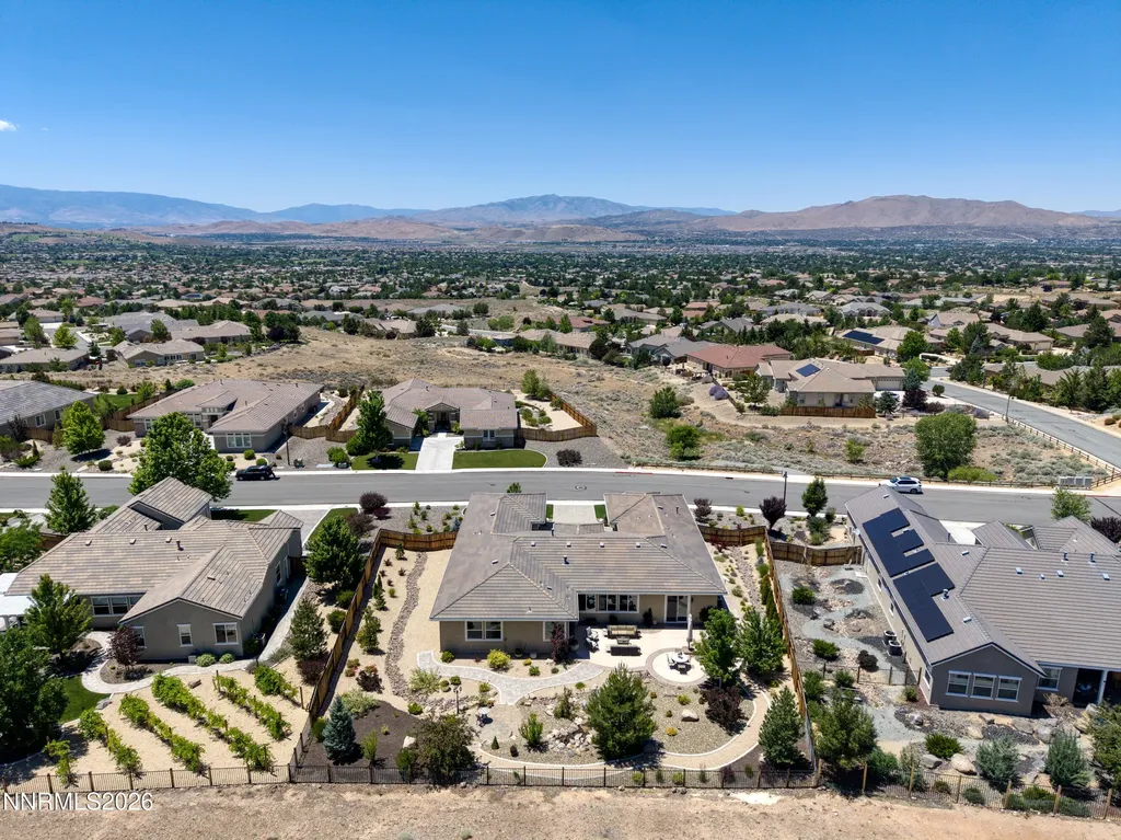 7769 Orange Plains Sparks NV 89436