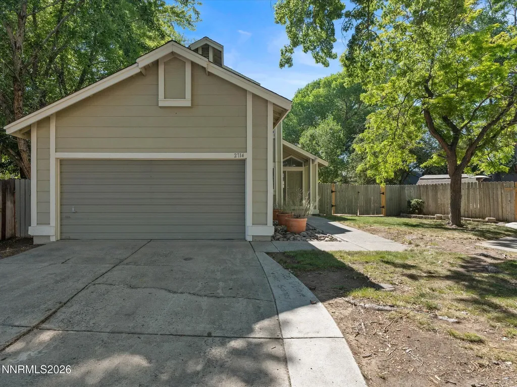 2714 Perro Reno NV 89502