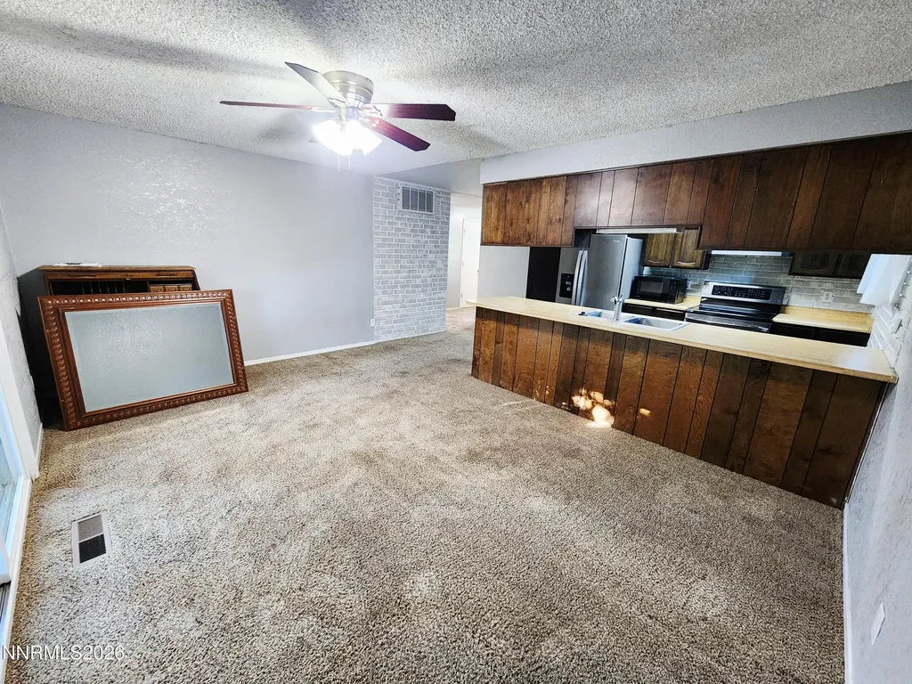 3615 4th Sparks NV 89431