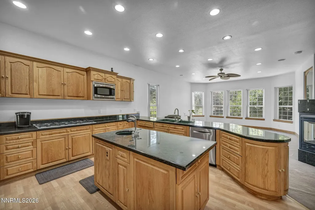 7305 Diamond Oaks Court Sparks NV 89436