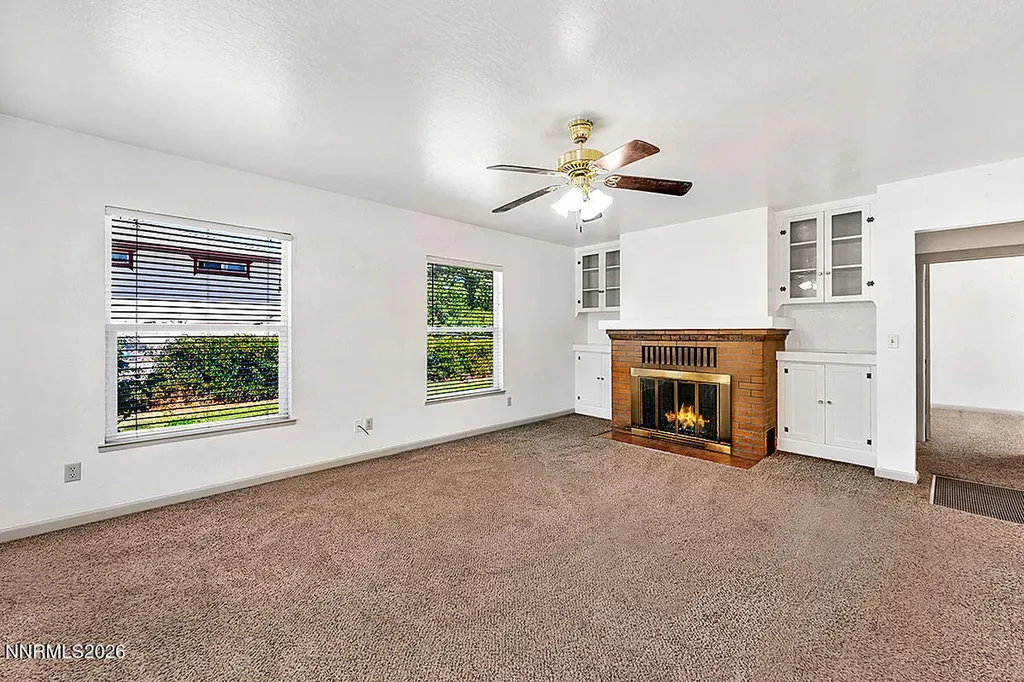 1295 Feather Reno NV 89509
