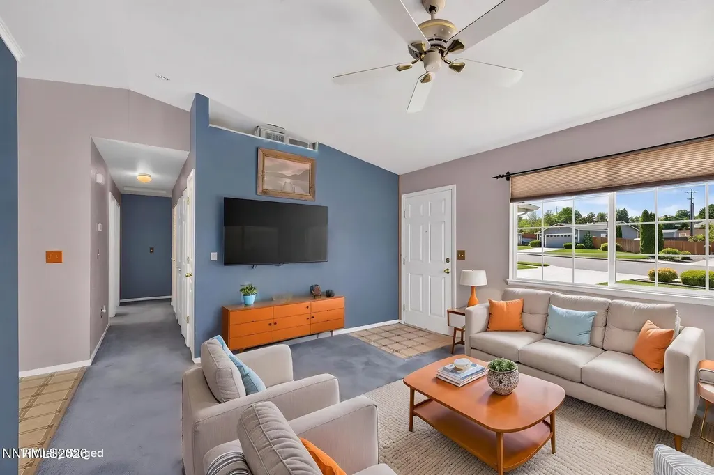 5471 Cabin Sun Valley NV 89433