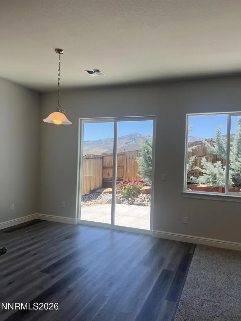 14423 Fredonia Reno NV 89506