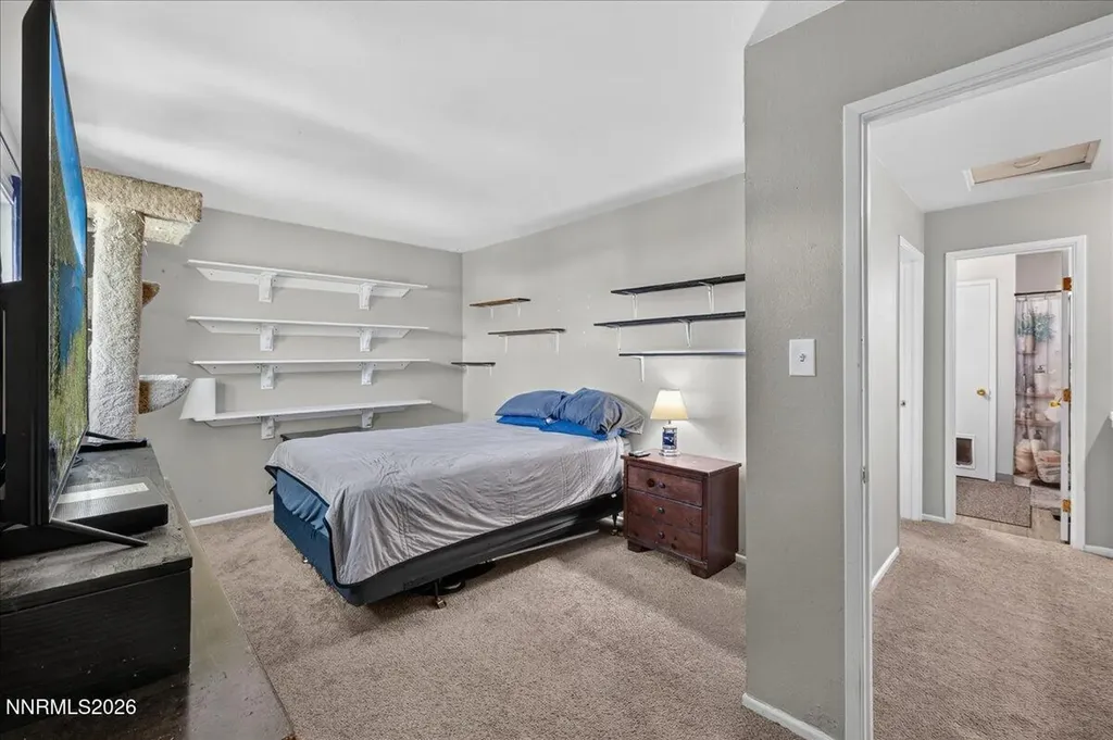 5 Smithridge Reno NV 89502