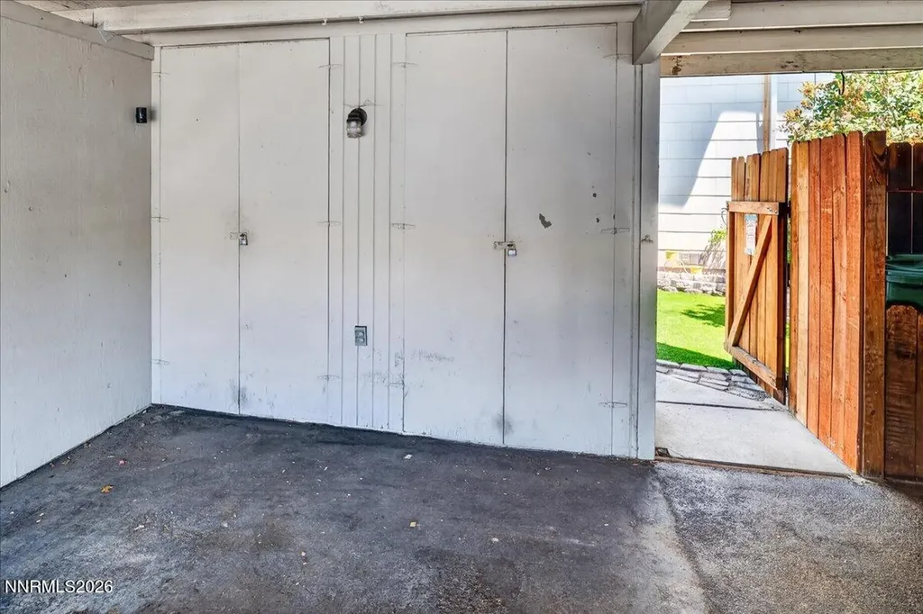 5 Smithridge Reno NV 89502