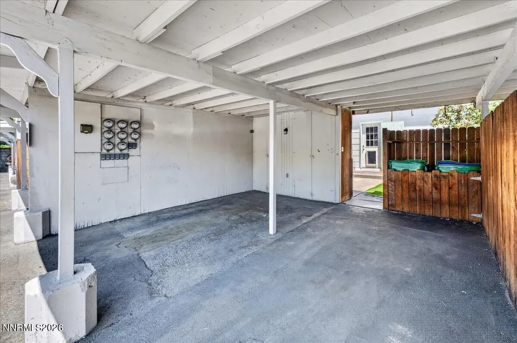 5 Smithridge Reno NV 89502