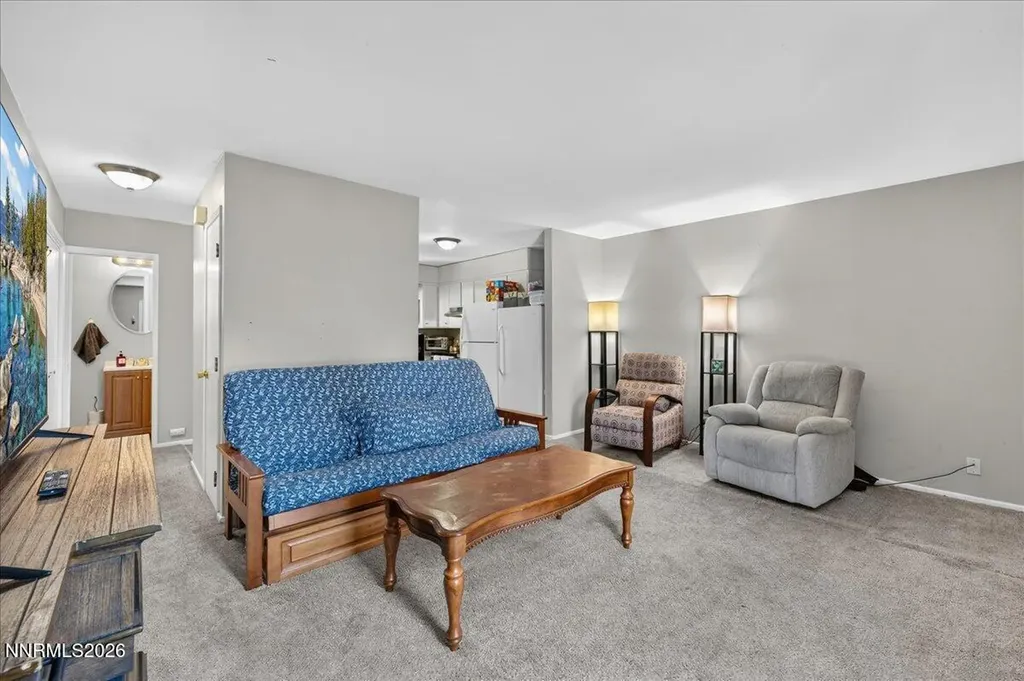5 Smithridge Reno NV 89502