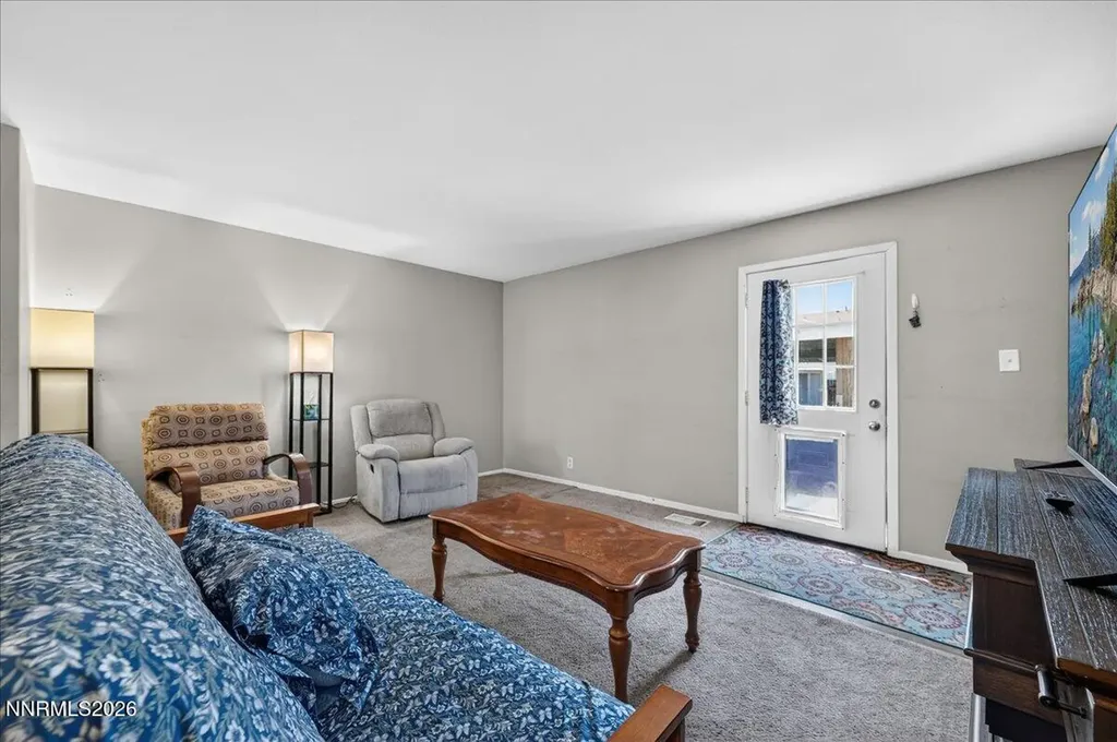 5 Smithridge Reno NV 89502