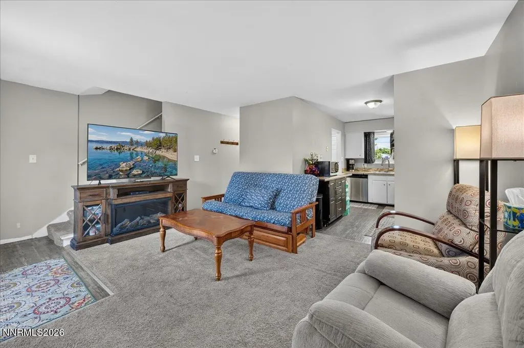 5 Smithridge Reno NV 89502