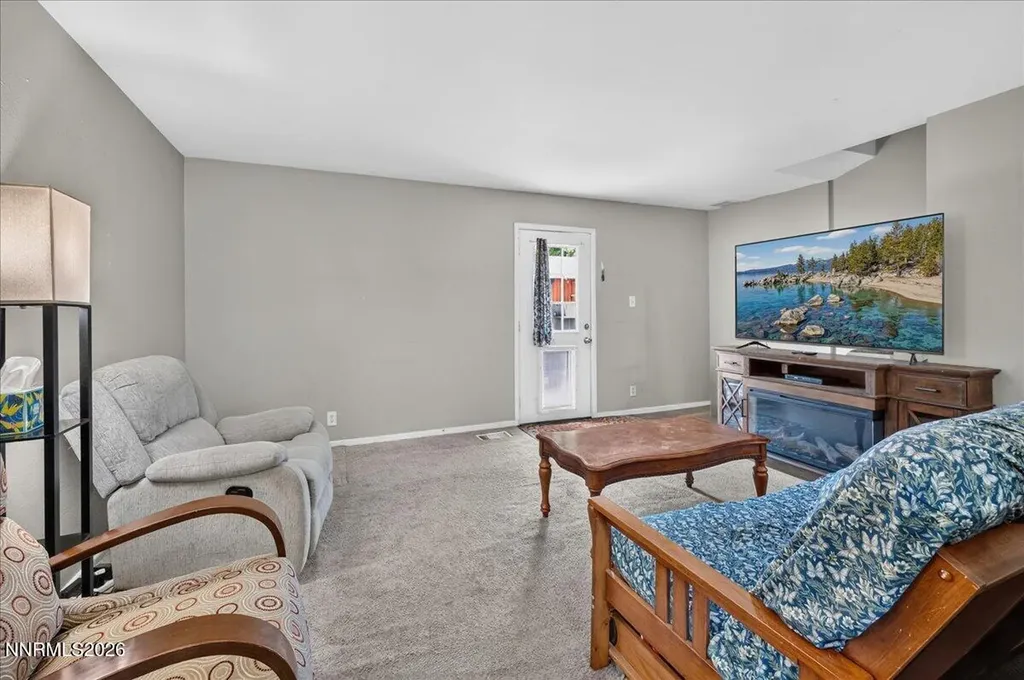 5 Smithridge Reno NV 89502