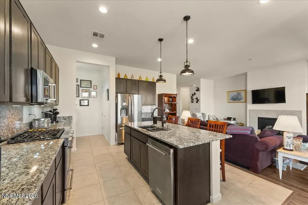 2172 Mudstone Sparks NV 89436