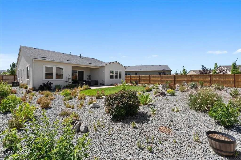 2172 Mudstone Sparks NV 89436