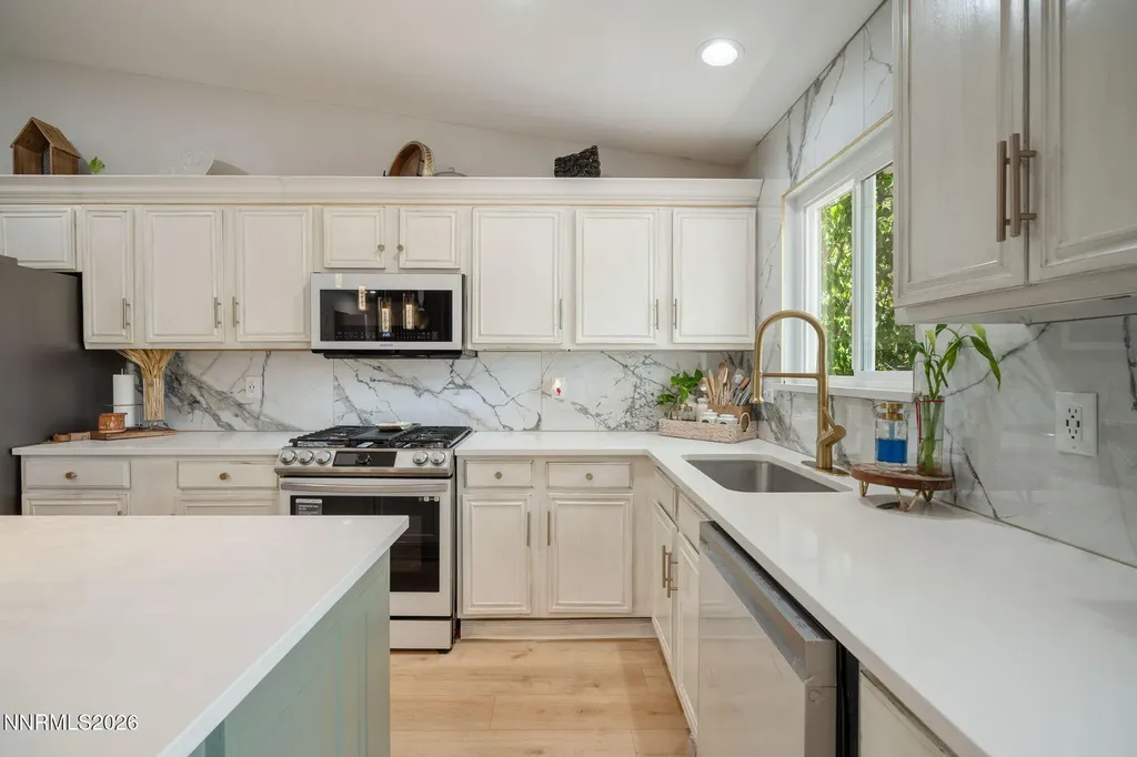 5633 Ranch Sun Valley NV 89433
