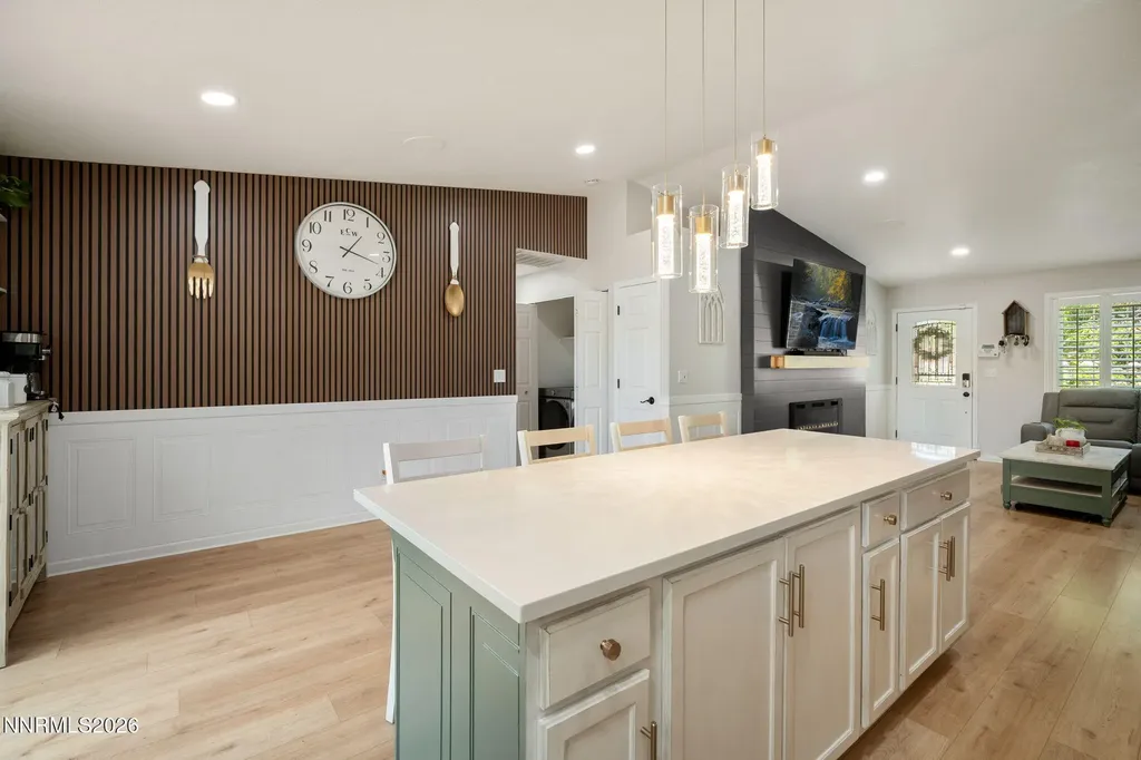 5633 Ranch Sun Valley NV 89433