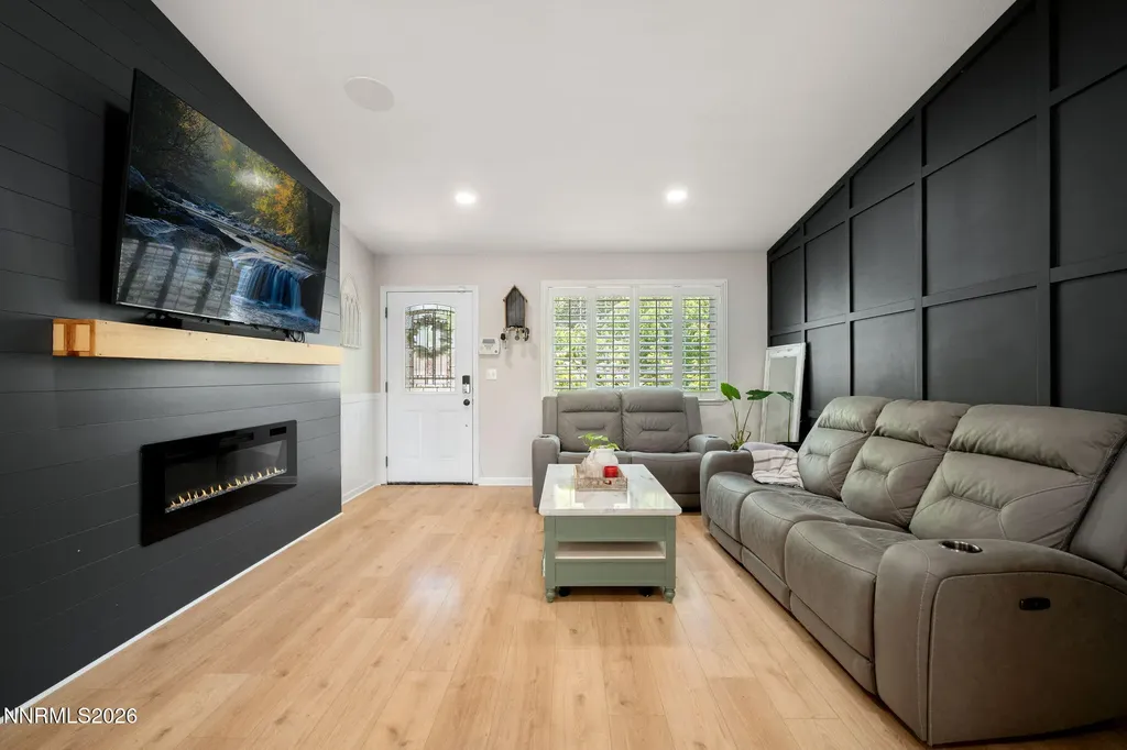 5633 Ranch Sun Valley NV 89433