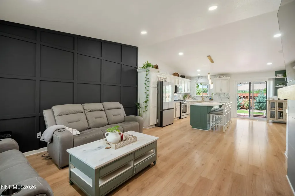 5633 Ranch Sun Valley NV 89433