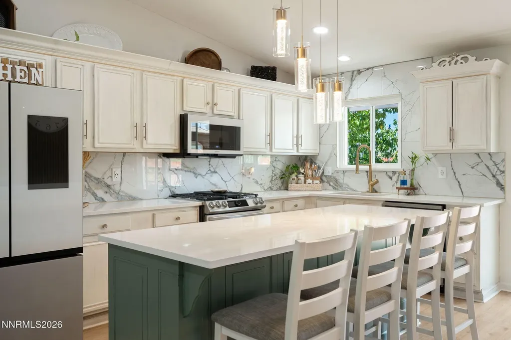 5633 Ranch Sun Valley NV 89433