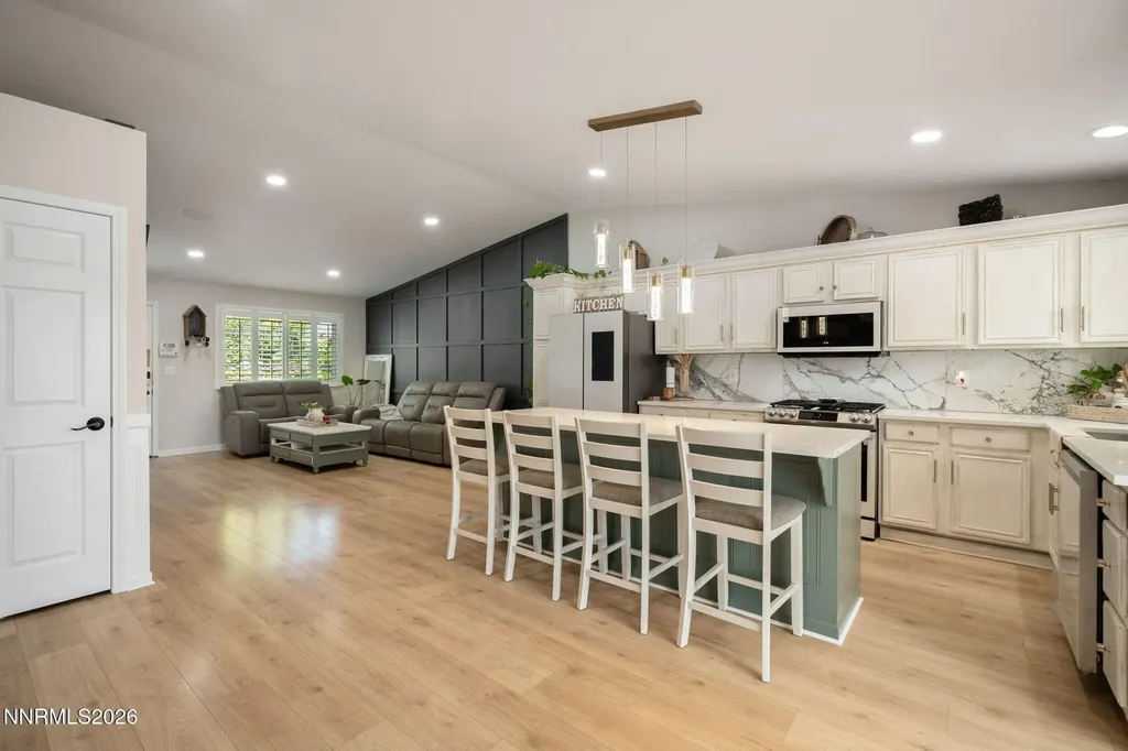 5633 Ranch Sun Valley NV 89433