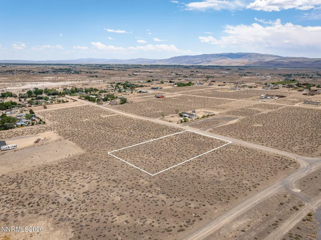 1440 Hooten Silver Springs NV 89429