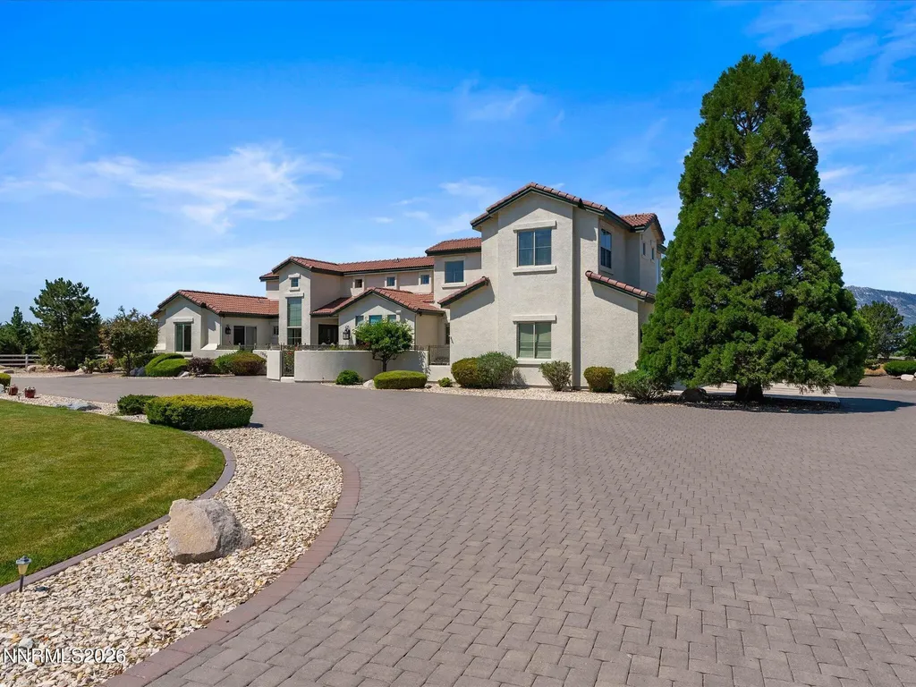 1224 Golden Eagle Gardnerville NV 89410