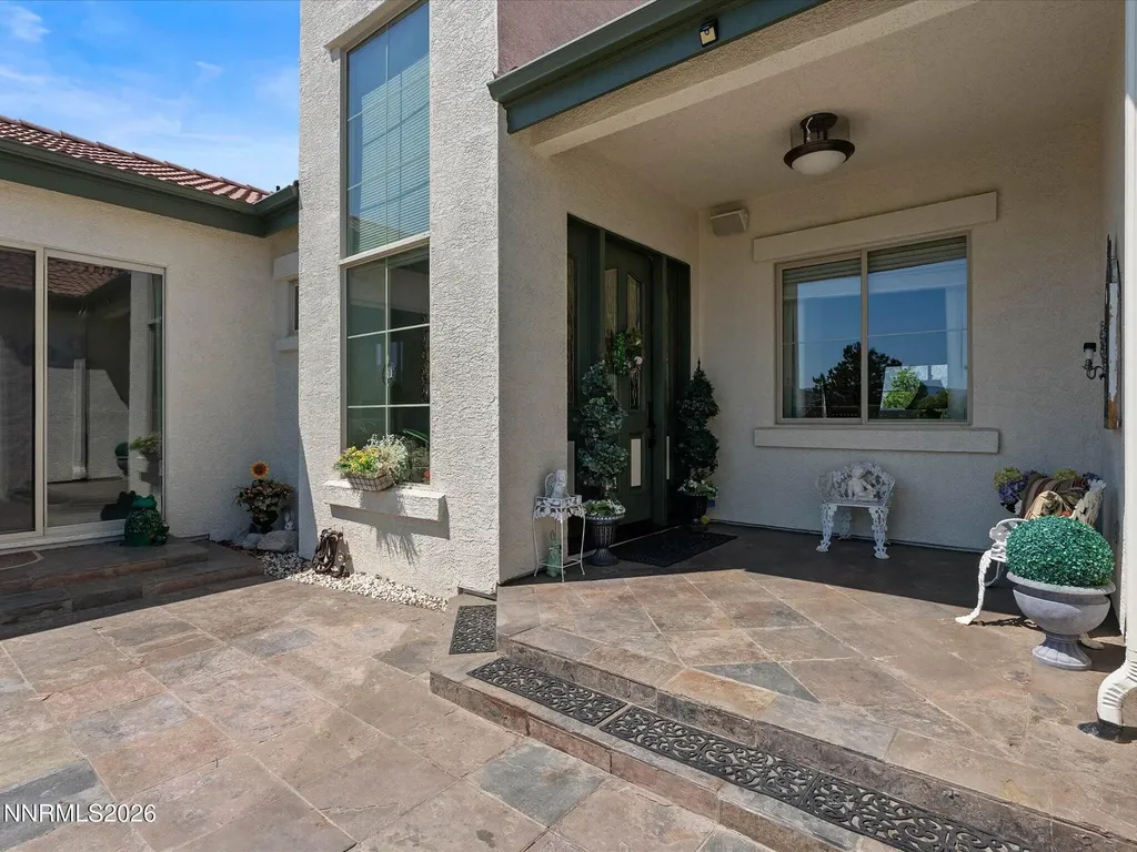 1224 Golden Eagle Gardnerville NV 89410