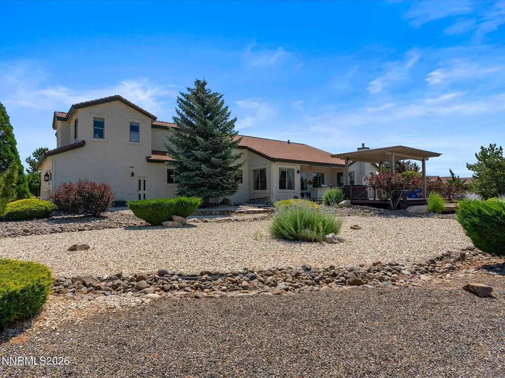 1224 Golden Eagle Gardnerville NV 89410