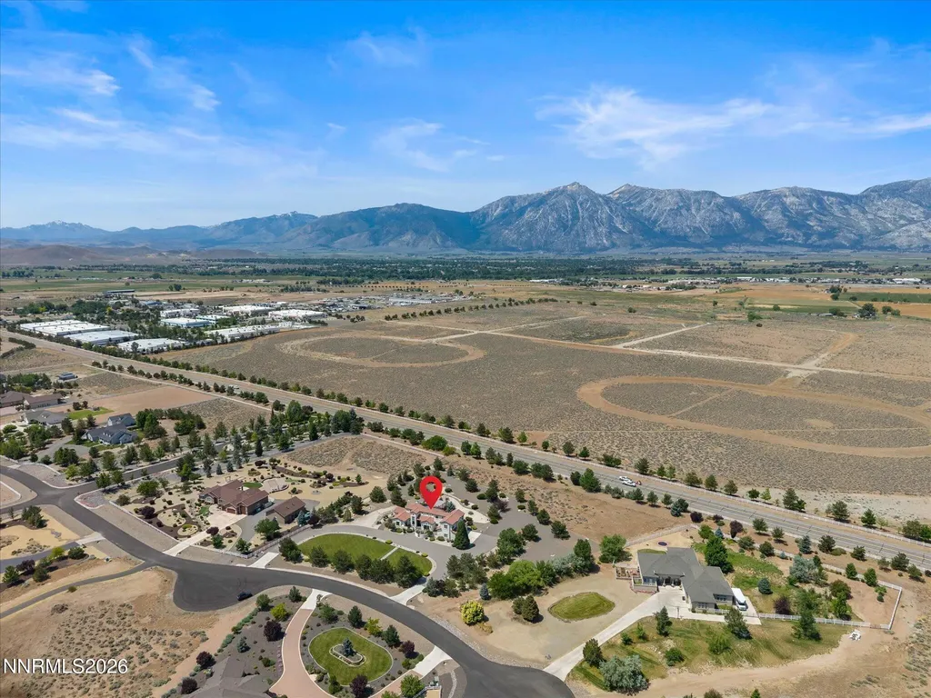 1224 Golden Eagle Gardnerville NV 89410
