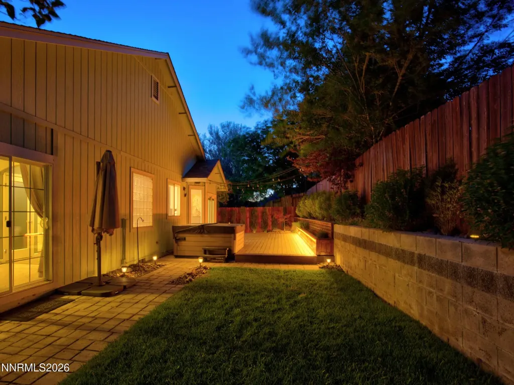 1344 Windsor Gardnerville NV 89410