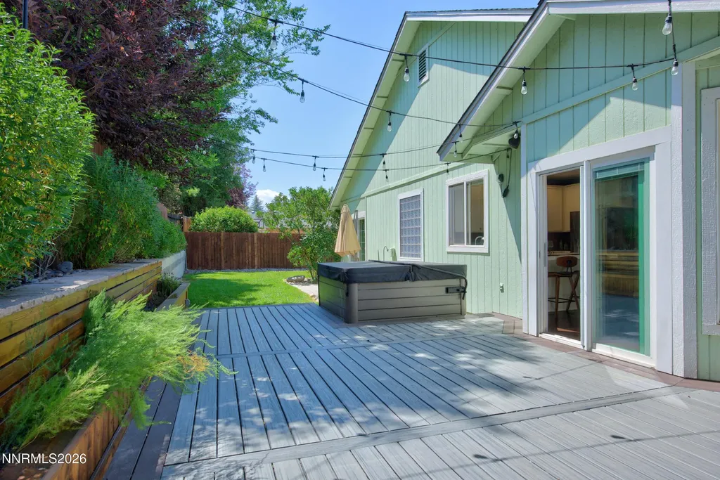 1344 Windsor Gardnerville NV 89410