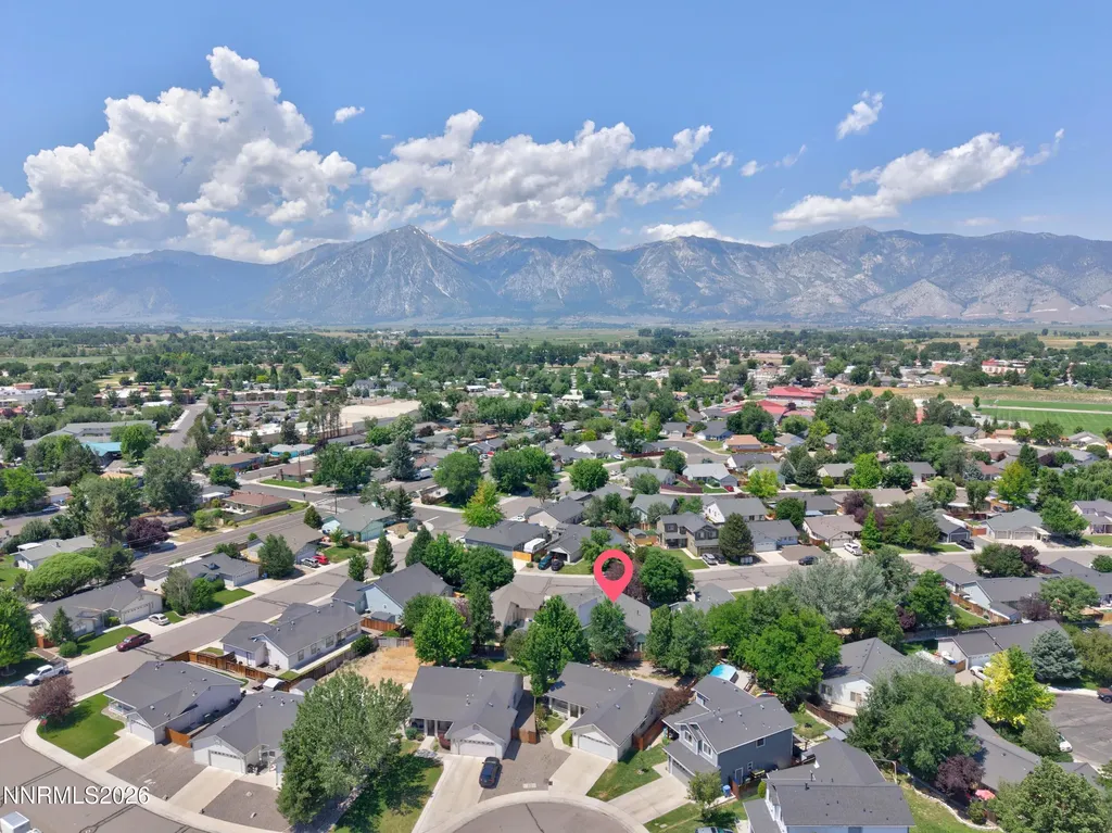 1344 Windsor Gardnerville NV 89410