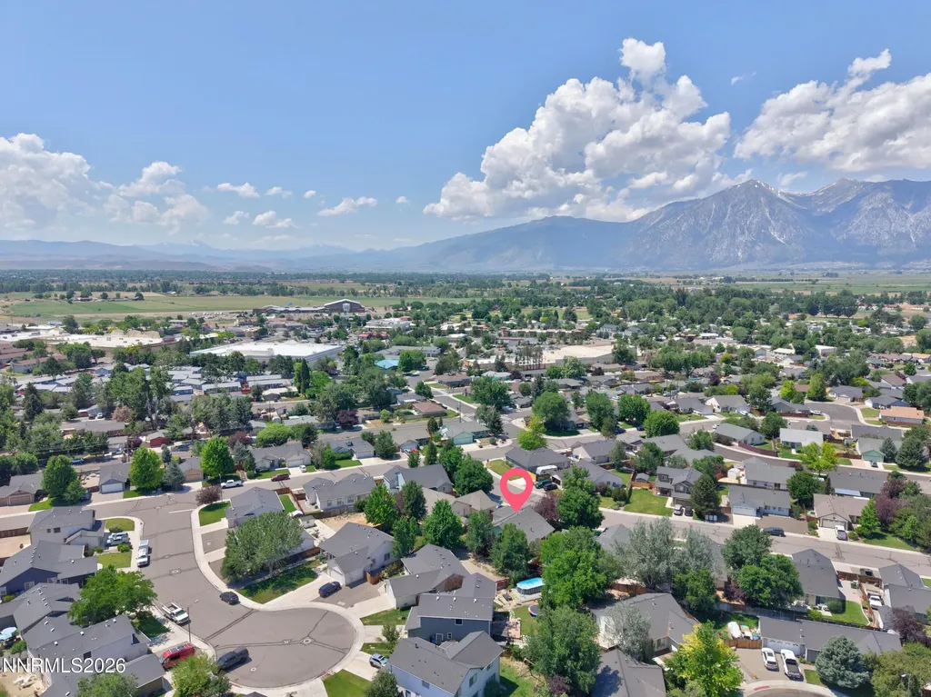 1344 Windsor Gardnerville NV 89410