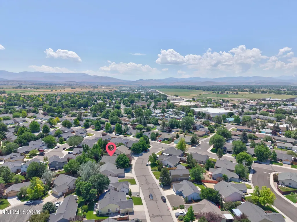 1344 Windsor Gardnerville NV 89410