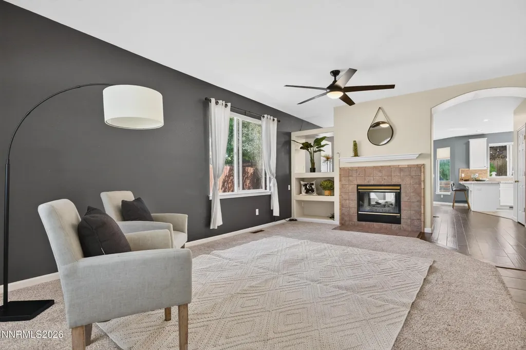 1344 Windsor Gardnerville NV 89410