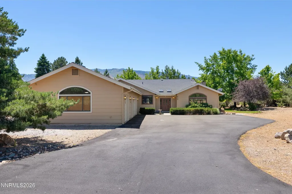 960 Buckbrush Verdi NV 89439