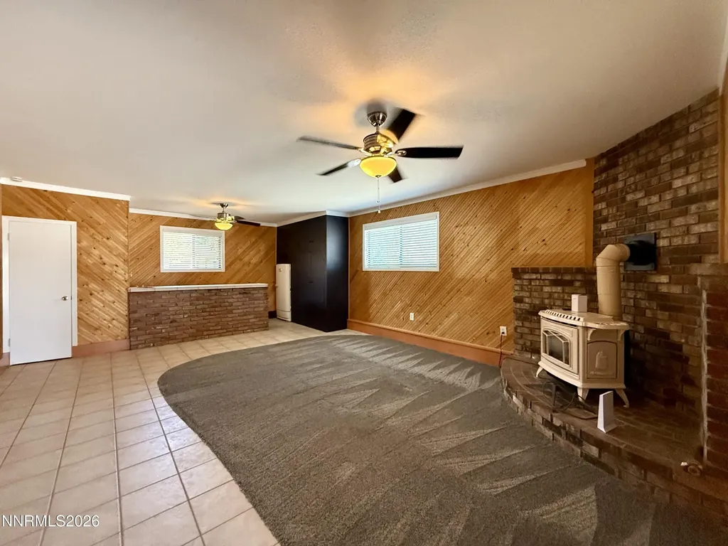 46 Maple Yerington NV 89447