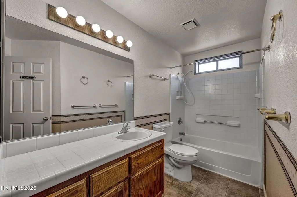 2712 Wildhorse Minden NV 89423