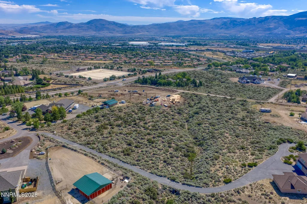 2160 Whites Creek Reno NV 89511