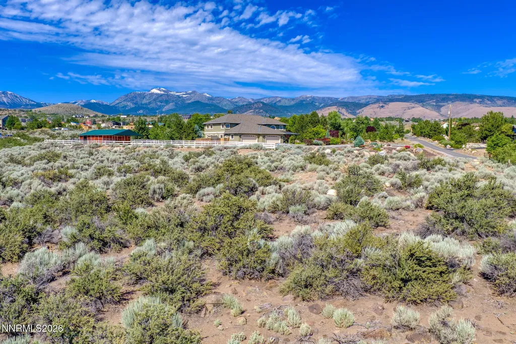 2160 Whites Creek Reno NV 89511