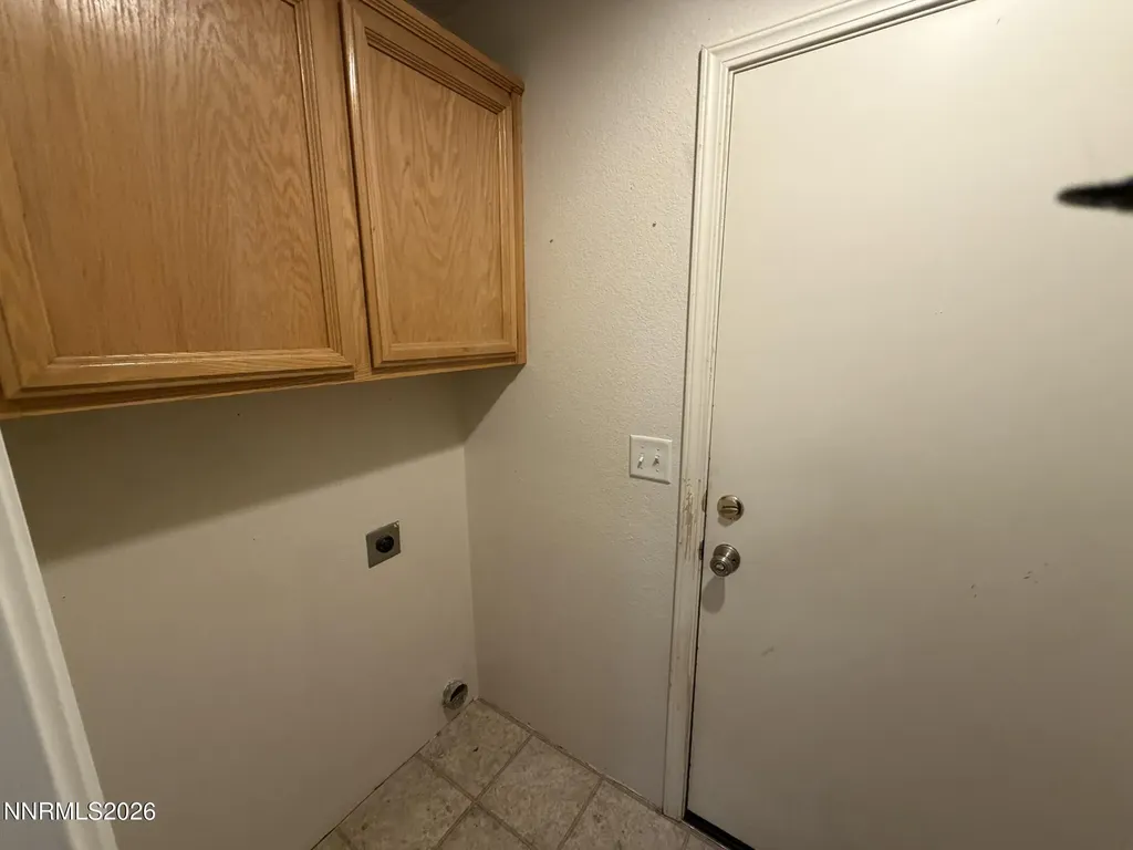 2136 Fort Bridger Fernley NV 89408