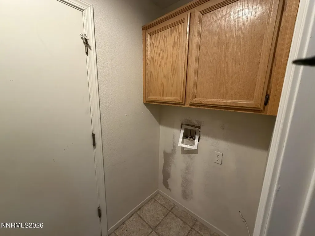 2136 Fort Bridger Fernley NV 89408