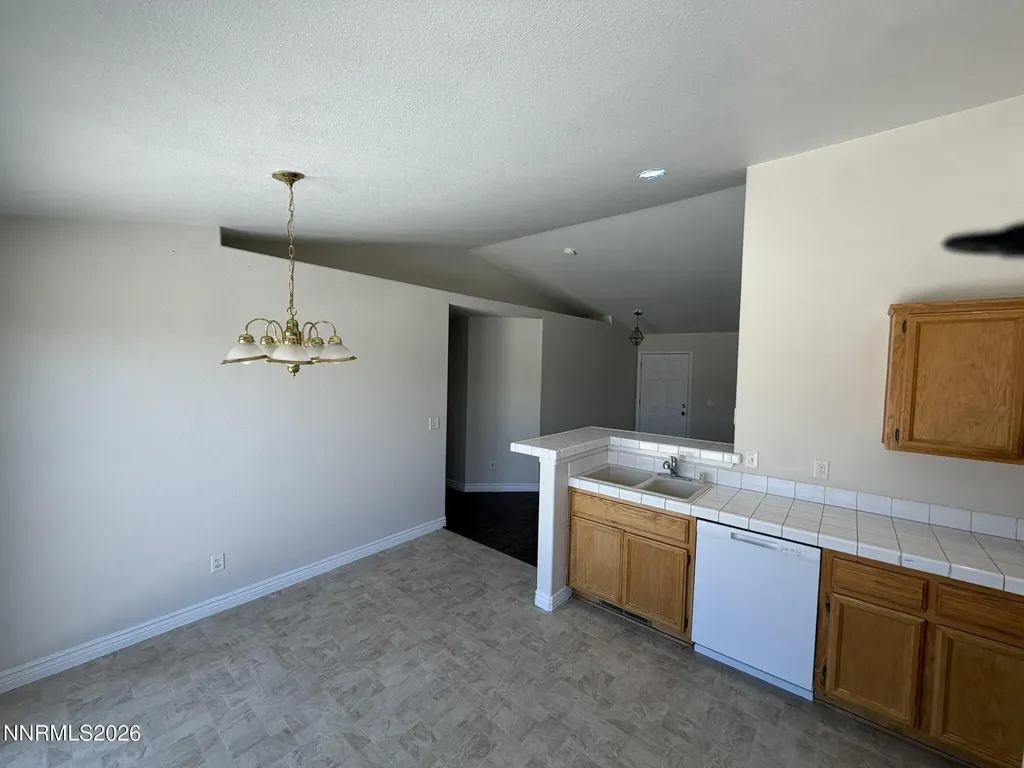 2136 Fort Bridger Fernley NV 89408