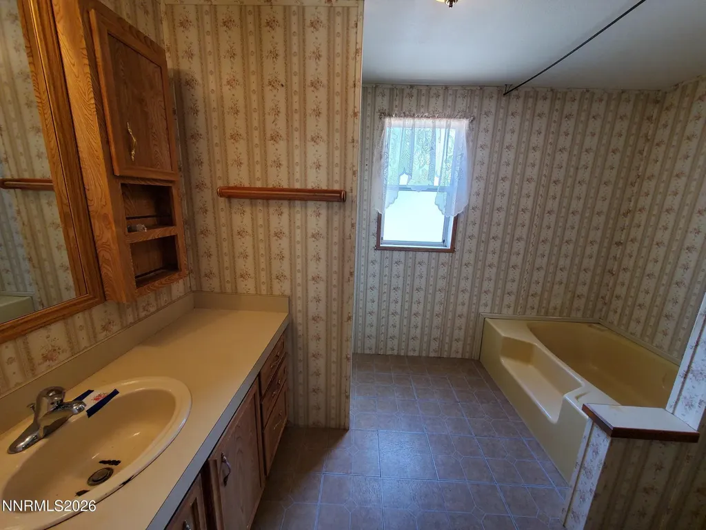 5260 Pioneer Winnemucca NV 89445