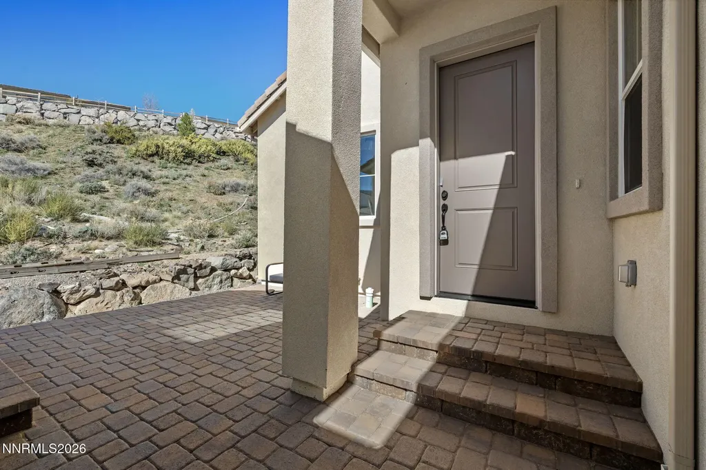 8775 Twelve Moons Reno NV 89523