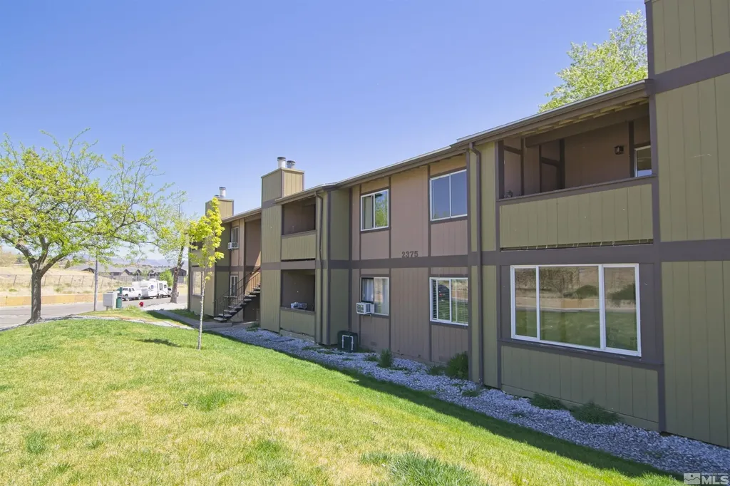 2375 Tripp Reno NV 89512