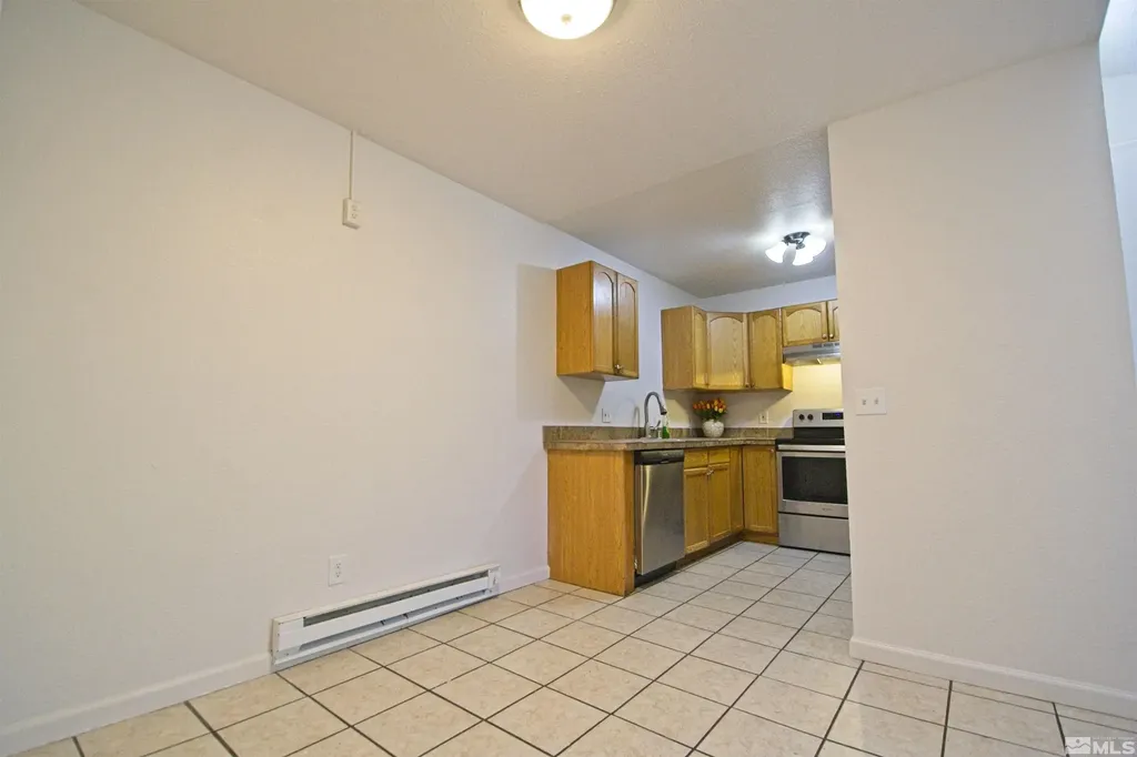2375 Tripp Reno NV 89512